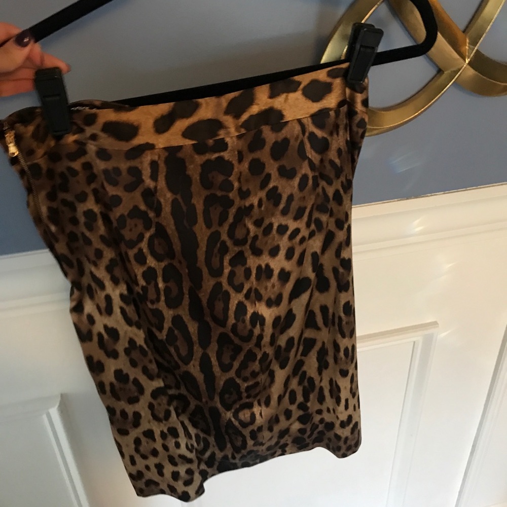 Dolce & Gabbana Leopard print pencil skirt